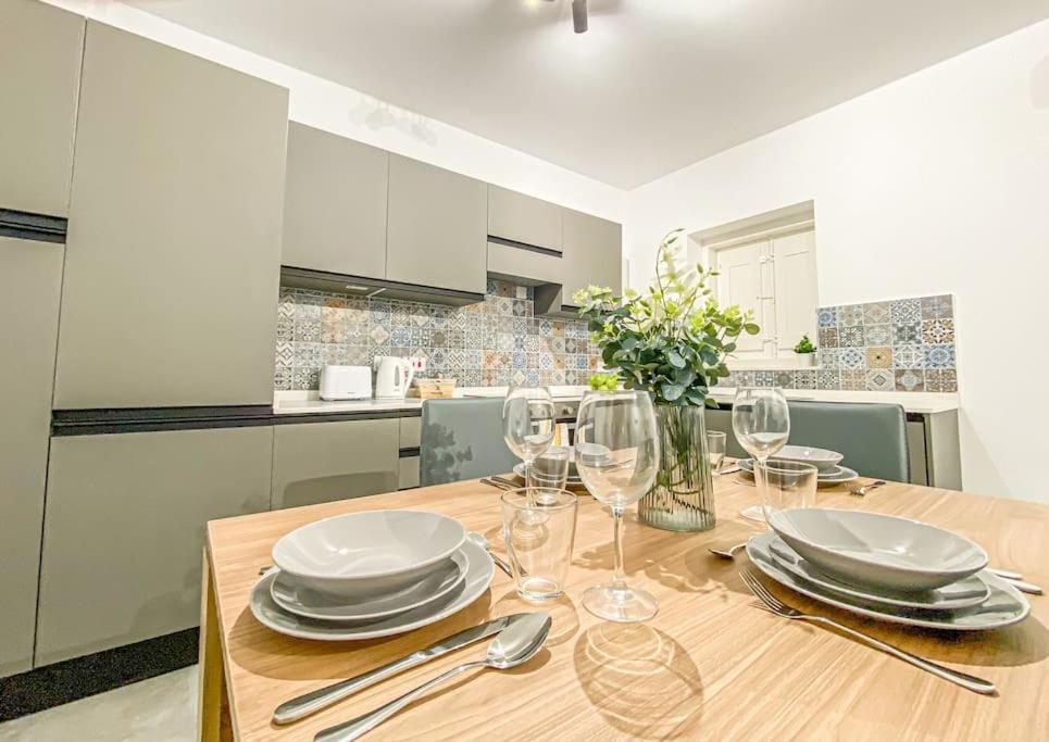 Designer Duplex Penthouse In Floriana Daire Dış mekan fotoğraf
